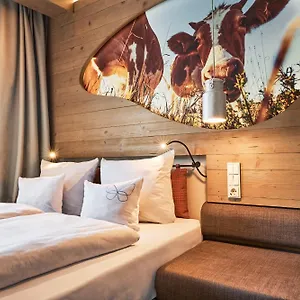 Cocoon Hauptbahnhof Отель